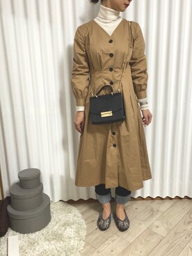 「AVAN LILY（アヴァンリリィ）のアイテム（シャツワンピース）」を使った、さちさん（レディース・162cm）の冬コーディネート