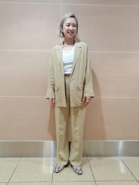 安藤 舞里子さんのコーディネート