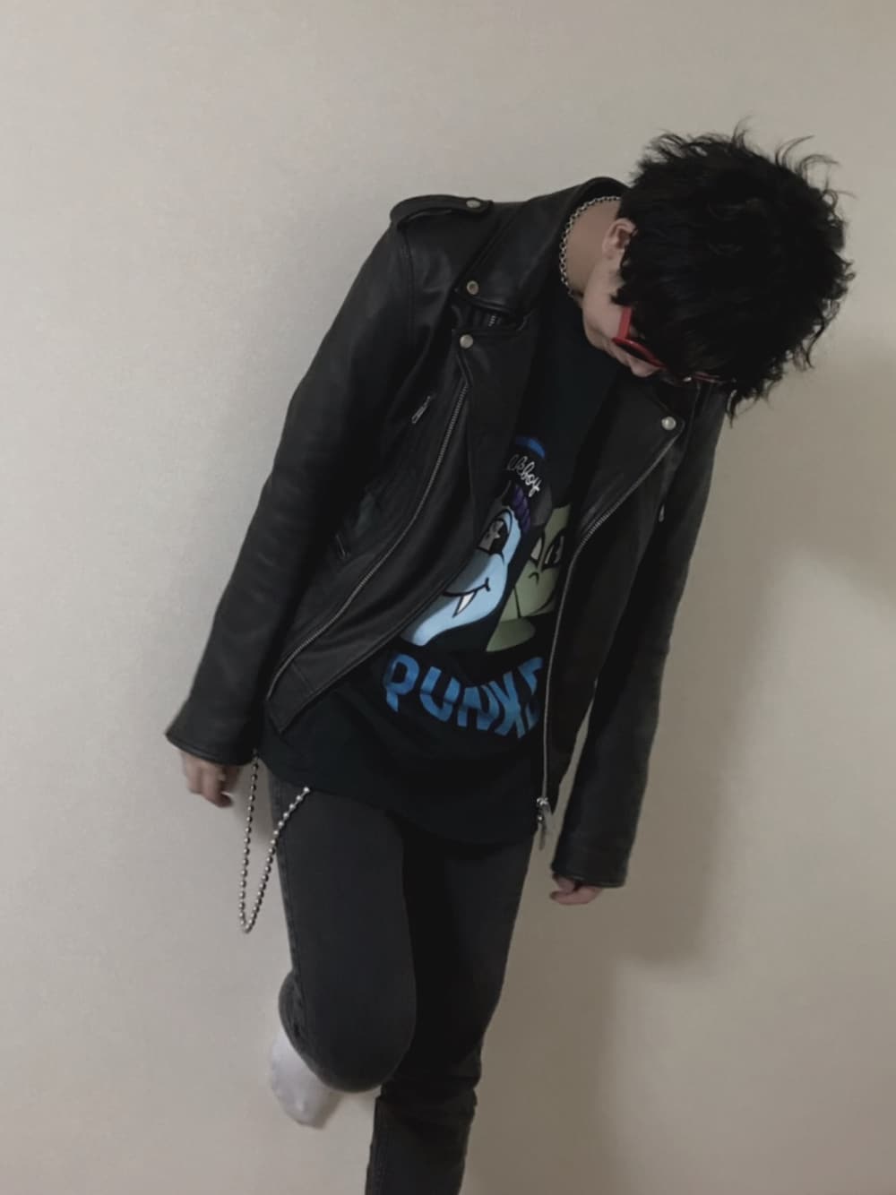 「地雷、地雷系ファッション、ootd、ゆるコーデ、ストリートMIX、プチプラ、黒」｜「LAND by MILKBOYの【LAND】PDSxLAND MBPDロンTEE（Tシャツ/カットソー、その他）」を使った、shℹ︎nさん（メンズ・174cm）の春コーディネートの1枚目の写真