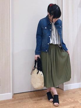 「ドッキングワンピ」｜「アイテム（デニムジャケット）」を使った、miさん（レディース・158cm）の春コーディネート