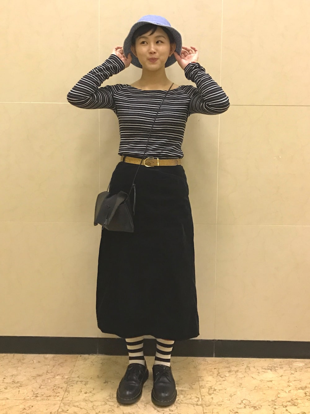 「休日スタイル、outfit、Dr.Martens、ZARA、girl style、MUJI、古著」｜「無印良品のアイテム（キャップ、ブルー系）」を使った、芮翠樹さん（レディース・164cm）の春コーディネートの1枚目の写真
