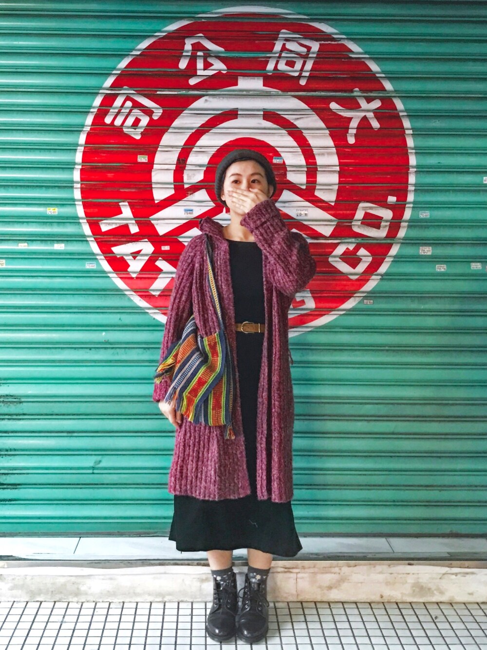 「休日スタイル、GU、春コーデ、Dr.Martens、古著、Taiwan、TAIPEI」｜「古著のアイテム（ピーコート、レッド系）」を使った、芮翠樹さん（レディース・164cm）の春コーディネートの1枚目の写真
