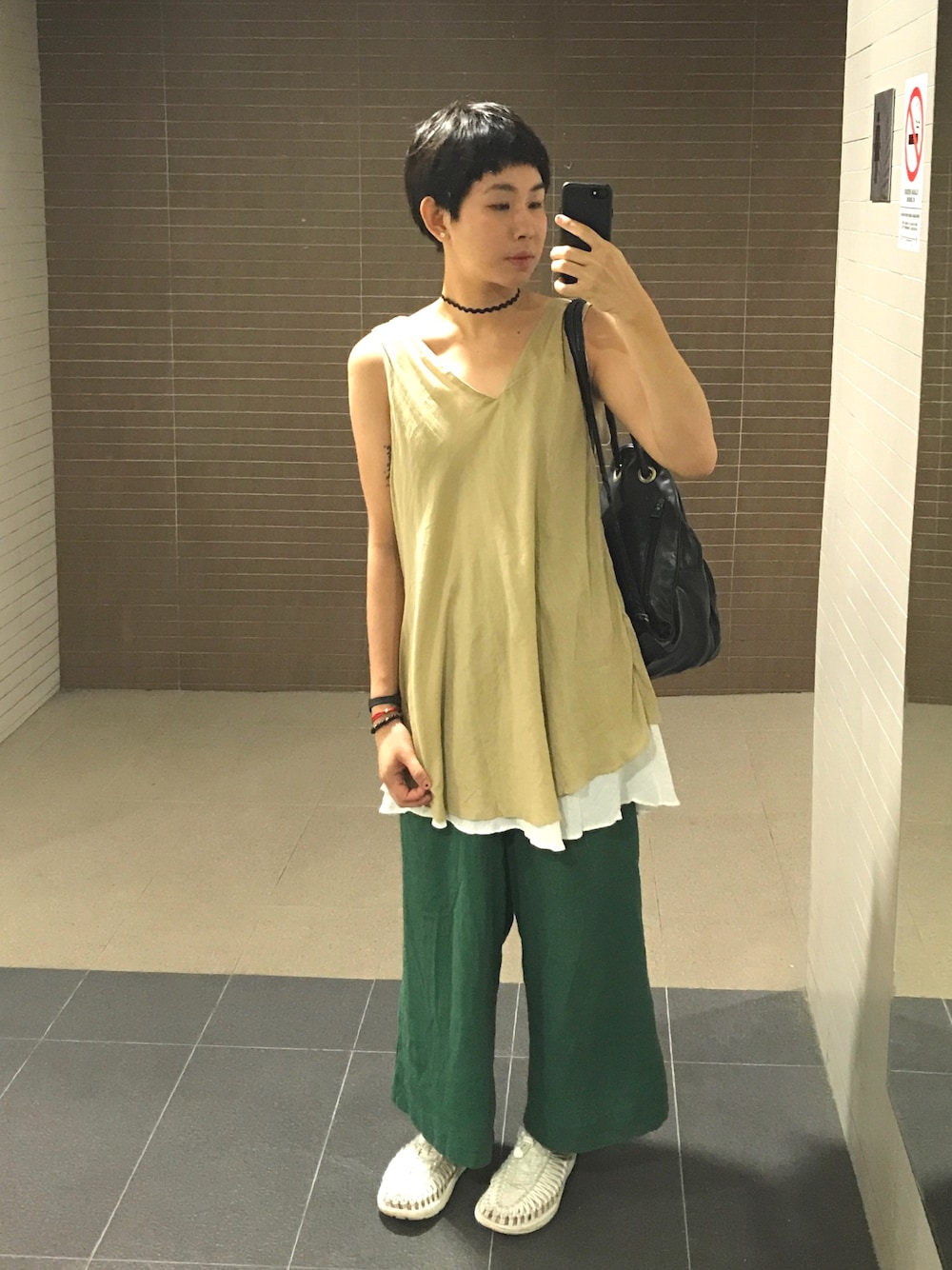 「大人カジュアル、outfit、秋コーデ、ファー小物、keen、KEEN UNEEK！、古著、古着コーデ、Taiwan」｜「Handmadeのアイテム（カーディガン/ボレロ、ベージュ系）」を使った、芮翠樹さん（レディース・164cm）の秋コーディネートの1枚目の写真