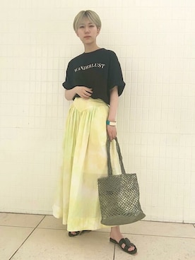 「アイテム（アクセサリー、ブルー系）」を使った、古川さん（レディース・161cm）の夏コーディネート