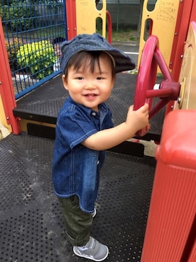 「カーキパンツ」｜そらさん（キッズ・70cm）の秋コーディネート