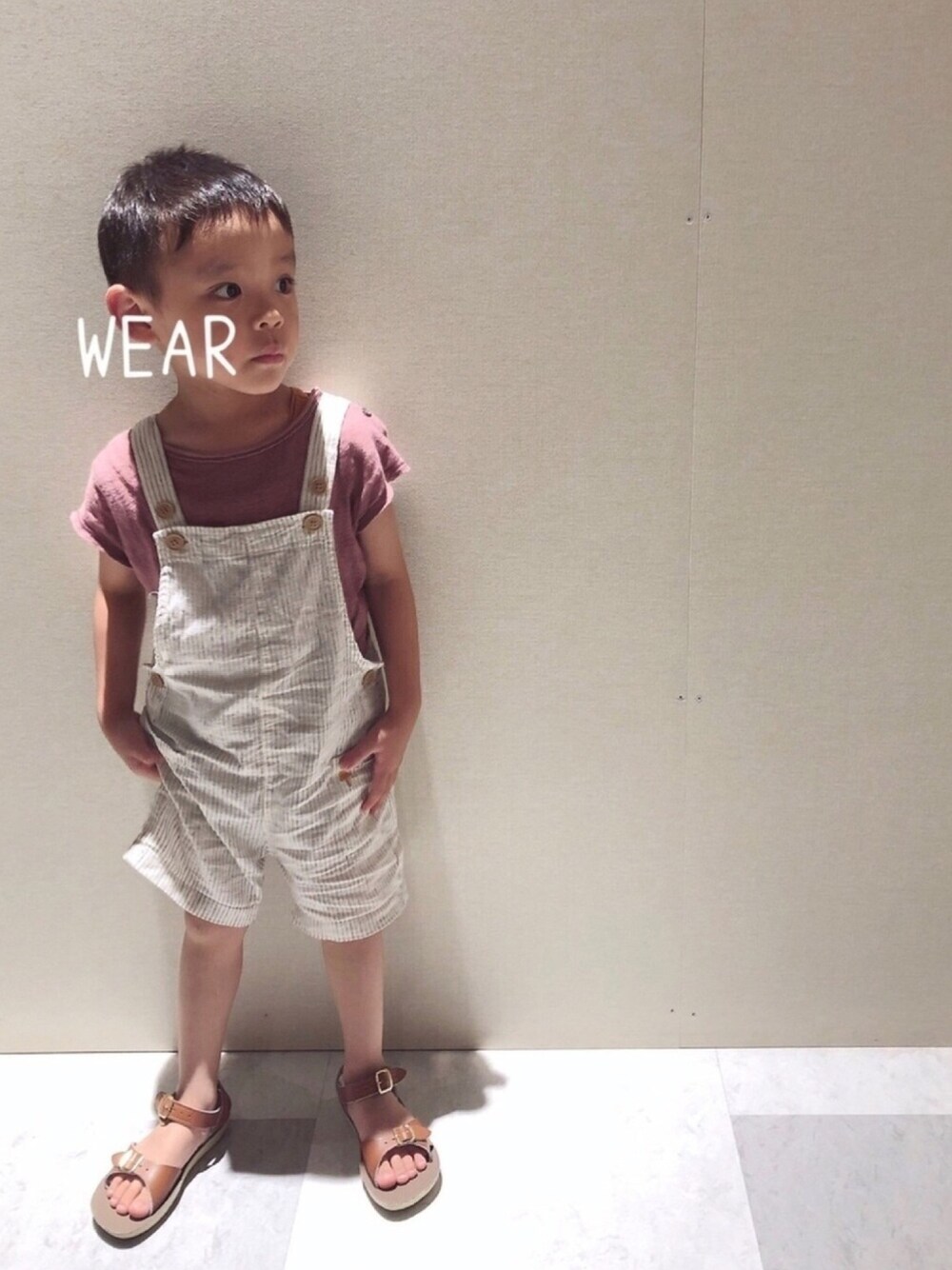 「4歳男の子、キッズコーデ、男の子、サロペット、ZARA」｜「ZARAのアイテム（サロペット/オーバーオール、ホワイト系）」を使った、Rio／Akariさん（キッズ・100cm）の夏コーディネートの1枚目の写真