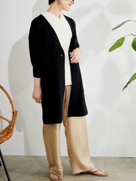 「SALON adam et rope'（サロン アダム エ ロペ）のレーヨン麻ポリエステル総針ロングカーディガン（カーディガン/ボレロ、ブラック系）」を使った、sakiさん（レディース・158cm）の夏コーディネート