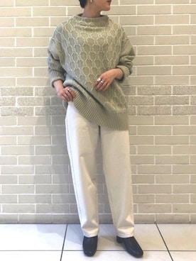 「SALON adam et rope'（サロン アダム エ ロペ）のINAHOケーブルニットプルオーバー（ニット/セーター、グレー系）」を使った、sakiさん（レディース・158cm）の秋コーディネート