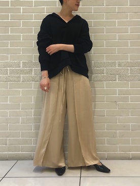 「SALON adam et rope'（サロン アダム エ ロペ）のスキッパー裏毛フードパーカー（パーカー、ブラック系）」を使った、sakiさん（レディース・158cm）の秋コーディネート