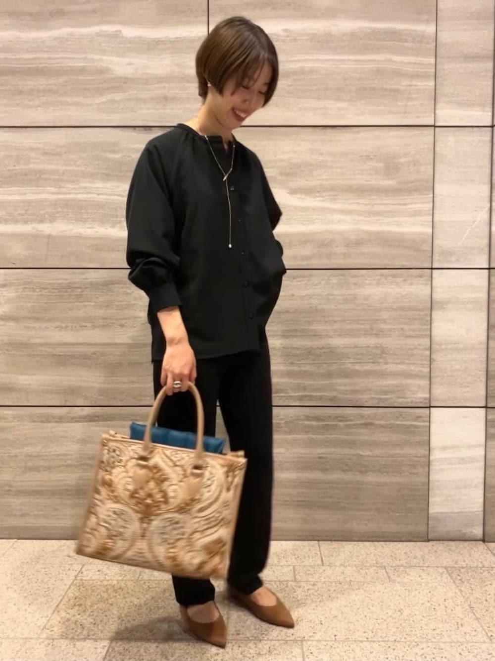「リラックス、ビジネス、👟バッグ」｜「closet storyの＜closet story（クローゼットストーリー）＞スネイクチェーン 1PY ネックレス（ネックレス、ゴールド系）」を使った、ripening32さん（レディース・162cm）の秋コーディネートの1枚目の写真