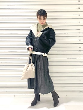 「ラメスカート」｜「アイテム（ブルゾン）」を使った、ぽ　んさん（レディース・161cm）の秋コーディネート