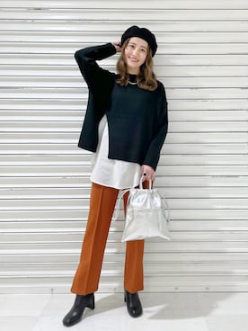 「スリットパンツ」｜「アイテム（ハンチング/ベレー帽）」を使った、ぽ　んさん（レディース・161cm）の冬コーディネート