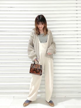 「ケーブルカーディガン」｜「アイテム（サロペット/オーバーオール）」を使った、ぽ　んさん（レディース・161cm）の春コーディネート