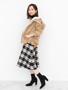「アイテム（マウンテンパーカー）」を使った、meguさん（レディース・163cm）の秋コーディネート