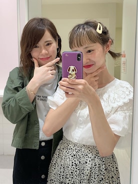 「ヘアアレンジ」｜「アイテム（PC・スマホグッズ/家電）」を使った、ちょこびさん（レディース・154cm）の夏コーディネート