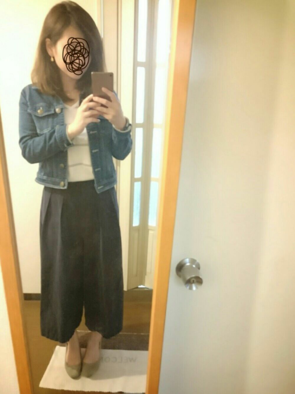 「カジュアルコーデ、春、パンツスタイル、デニムジャケット、ボーダー、ガウチョパンツ」｜「SKINNY LIPのアイテム（デニムジャケット、ブルー系）」を使った、picochiさん（レディース・155cm）の春コーディネートの1枚目の写真