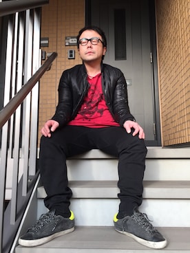 「黒縁メガネ」｜「アイテム（ナイロンジャケット）」を使った、黒烏龍さん（メンズ・161cm）の冬コーディネート