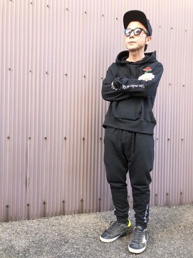 「Moonage Devilment（ムーンエイジデビルメント）のアイテム（キャップ）」を使った、黒烏龍さん（メンズ・161cm）の冬コーディネート