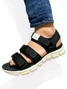 「アイテム（その他、ブルー系）」を使った、okuda111さん（メンズ・170cm）の春コーディネート