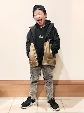 「ヤンチャ」｜「アイテム（ナイロンジャケット）」を使った、reikawwwさん（キッズ・120cm）の秋コーディネート