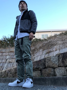 「AIR FORCE 1」｜「アイテム（その他アウター）」を使った、morikoさん（メンズ・167cm）の冬コーディネート