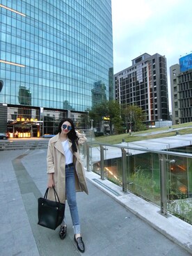 「Lulus（-）のアイテム（パンツ）」を使った、Elaineさん（レディース・162cm）の秋コーディネート