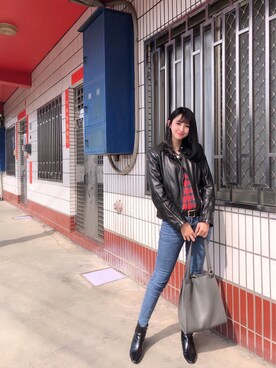 「Lulus（-）のアイテム（トップス）」を使った、Elaineさん（レディース・162cm）の冬コーディネート