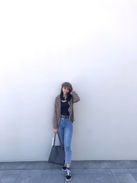 「LOVE」｜「アイテム（帽子）」を使った、Elaineさん（レディース・162cm）の冬コーディネート