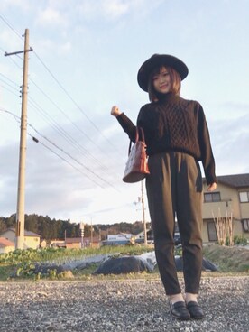 「暗め色」｜「アイテム（ハンドバッグ）」を使った、misakiさん（レディース・156cm）の冬コーディネート