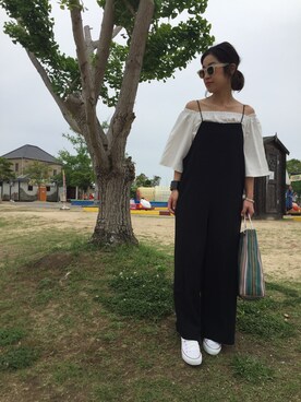 「双子コーデ」｜「アイテム（つなぎ/オールインワン）」を使った、airi0111xxさん（レディース・161cm）の春コーディネート