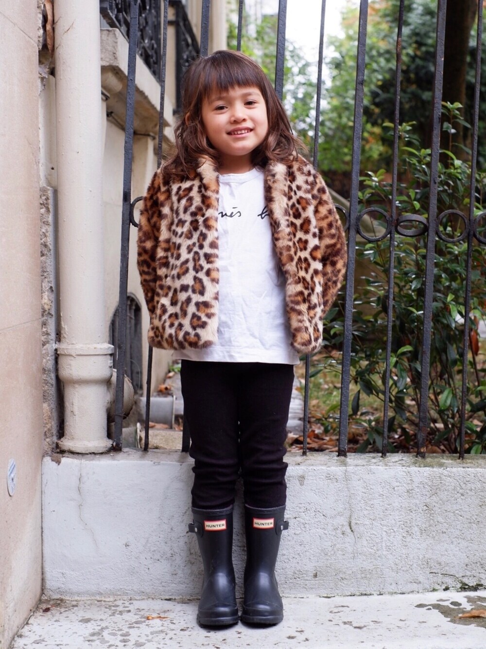 「雨の日コーデ、アニエスベー、アニエスベー(agnes b.)、ハンター、ザラキッズ、ZARA KIDS、HUNTER、hunterboots、レオパード、レオパード柄」｜「☆のアイテム（その他、その他）」を使った、Lilyさん（キッズ・100cm）の秋コーディネートの1枚目の写真