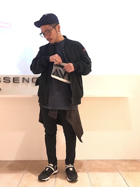 「サコッシュ」｜「アイテム（MA-1）」を使った、みなとみらいosamuさん（メンズ・164cm）の夏コーディネート
