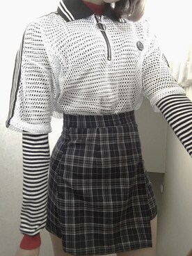 「UNIF」｜「アイテム（ニット/セーター）」を使った、율さん（レディース・162cm）の春コーディネート