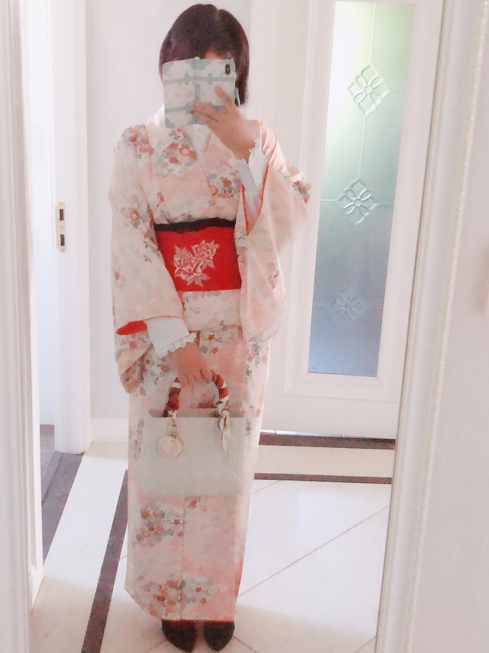 「着物」｜「VINTAGEのアイテム（スカート、ピンク系）」を使った、大河内丹妮さん（レディース・165cm）の秋コーディネートの1枚目の写真