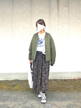 「カフェ」｜「アイテム（ブルゾン）」を使った、ともみさん（レディース・160cm）の冬コーディネート