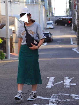 「CASPER JOHN AIVER（キャスパージョンアイバー）のアイテム（キャップ）」を使った、ともみさん（レディース・160cm）の春コーディネート