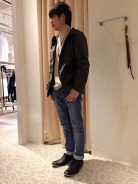 「カーキアウター」｜「アイテム（その他アウター）」を使った、HVC大津一里山店さん（メンズ・175cm）の冬コーディネート