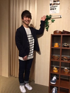 「HVC（エイチブイシー）のアイテム（トップス）」を使った、HVC大津一里山店さん（メンズ・172cm）の春コーディネート