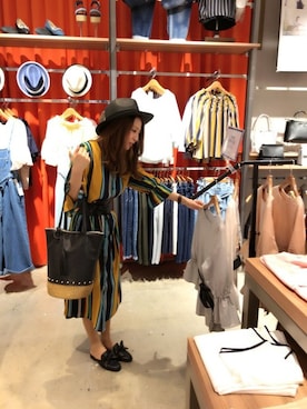 「HVC（エイチブイシー）のアイテム（帽子）」を使った、HVC大津一里山店さん（レディース・163cm）の春コーディネート
