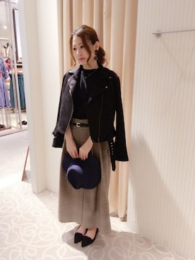 「HVC（エイチブイシー）のアイテム（帽子）」を使った、HVC大津一里山店さん（レディース・161cm）の秋コーディネート
