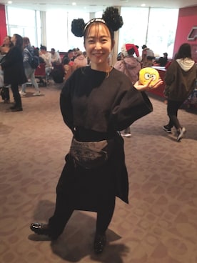 「オールブラックコーデ」｜AIMI.さん（レディース・155cm）の冬コーディネート