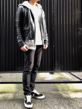 「Abercrombie&Fitch（アバークロンビーアンドフィッチ）のアイテム（パーカー）」を使った、てけぽんさん（メンズ・177cm）の冬コーディネート