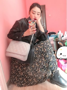 「PULL&BEAR（プルアンドベア）のアイテム（スカート）」を使った、Ting--helloさん（レディース・163cm）の冬コーディネート
