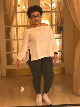 「BCBGeneration（ビーシービージェネレーション）のアイテム」を使った、Candace Wigginsさん（レディース・157cm）の夏コーディネート