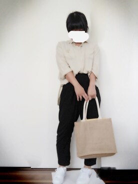 「LOWRYS FARM（ローリーズファーム）のアイテム（シャツ/ブラウス、ベージュ系）」を使った、sa._.さん（レディース・156cm）の夏コーディネート