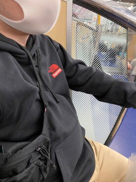 「northface」｜「アイテム（スウェット）」を使った、すみーさん（メンズ・164cm）の春コーディネート