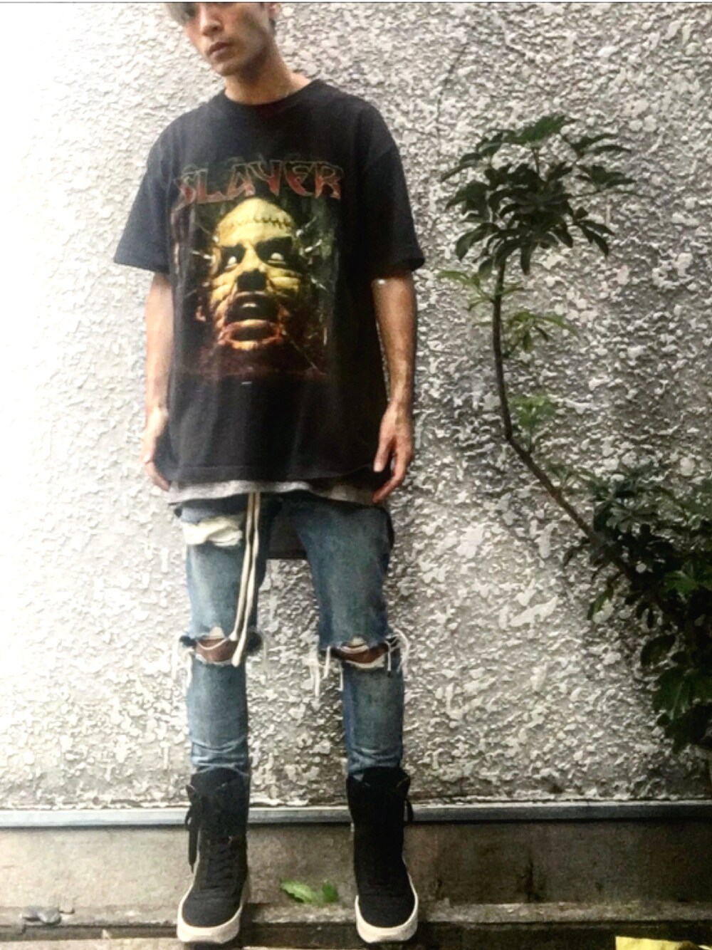 「vintage、fear of god、fearofgod」｜「スレイヤーのアイテム（Tシャツ/カットソー、ブラック系）」を使った、Tさんさん（メンズ・170cm）の春コーディネートの1枚目の写真