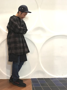 「Yeezy（イージー）のアイテム」を使った、TORIさん（メンズ・168cm）の春コーディネート