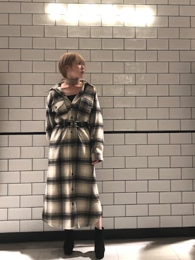 「アイテム（シャツワンピース、ブラック系）」を使った、とよさん（レディース・152cm）の秋コーディネート