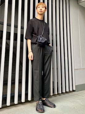 「green label relaxing（グリーンレーベルリラクシング）の＜ 機能 / ストレッチ・吸水速乾・防シワ・ウォッシャブル ＞ SC オルマイ イージー パンツ（その他パンツ、ブラック系）」を使った、河本雄大さんの夏コーディネート